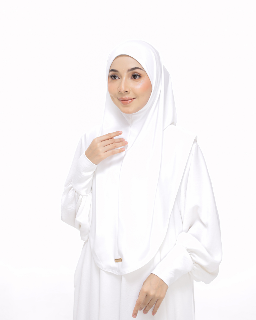 White Sarung Moscrepe Safiya