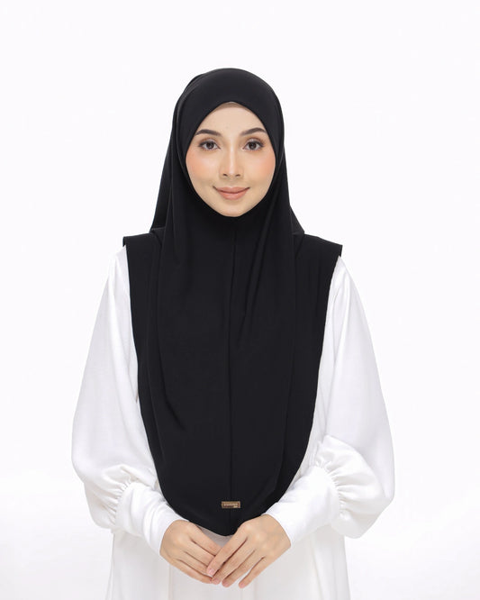 sarung safiya black moscrepe