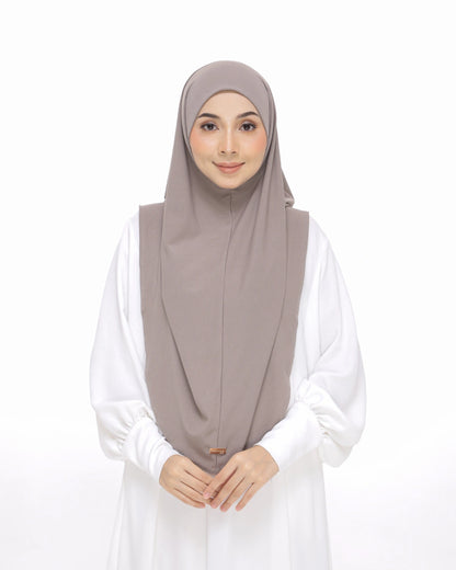 sarung safiya khaki moscrepe